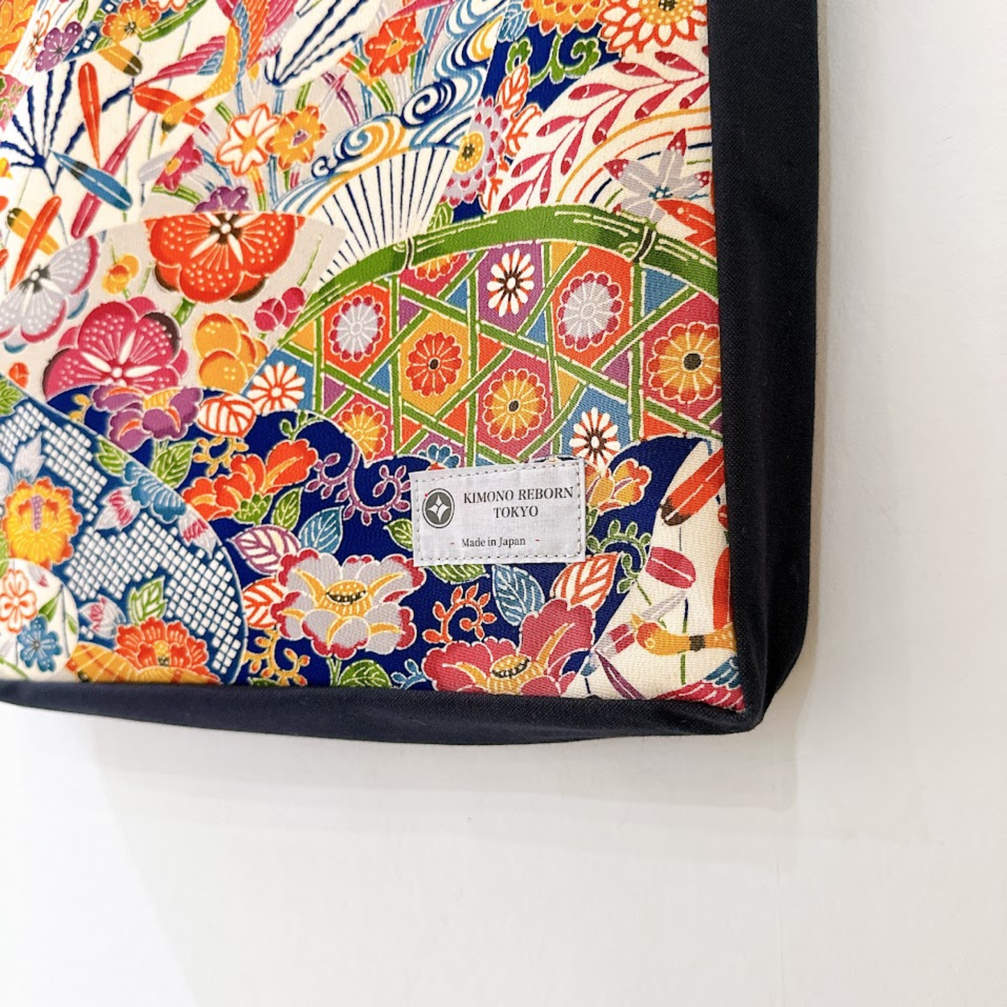Kimono Tote with depth Navy 35