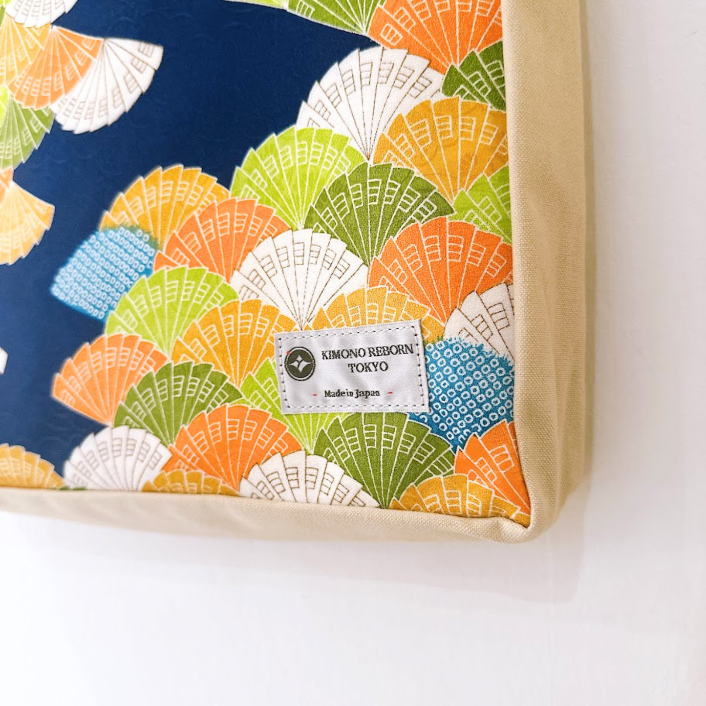 Kimono Tote with depth Beige 25