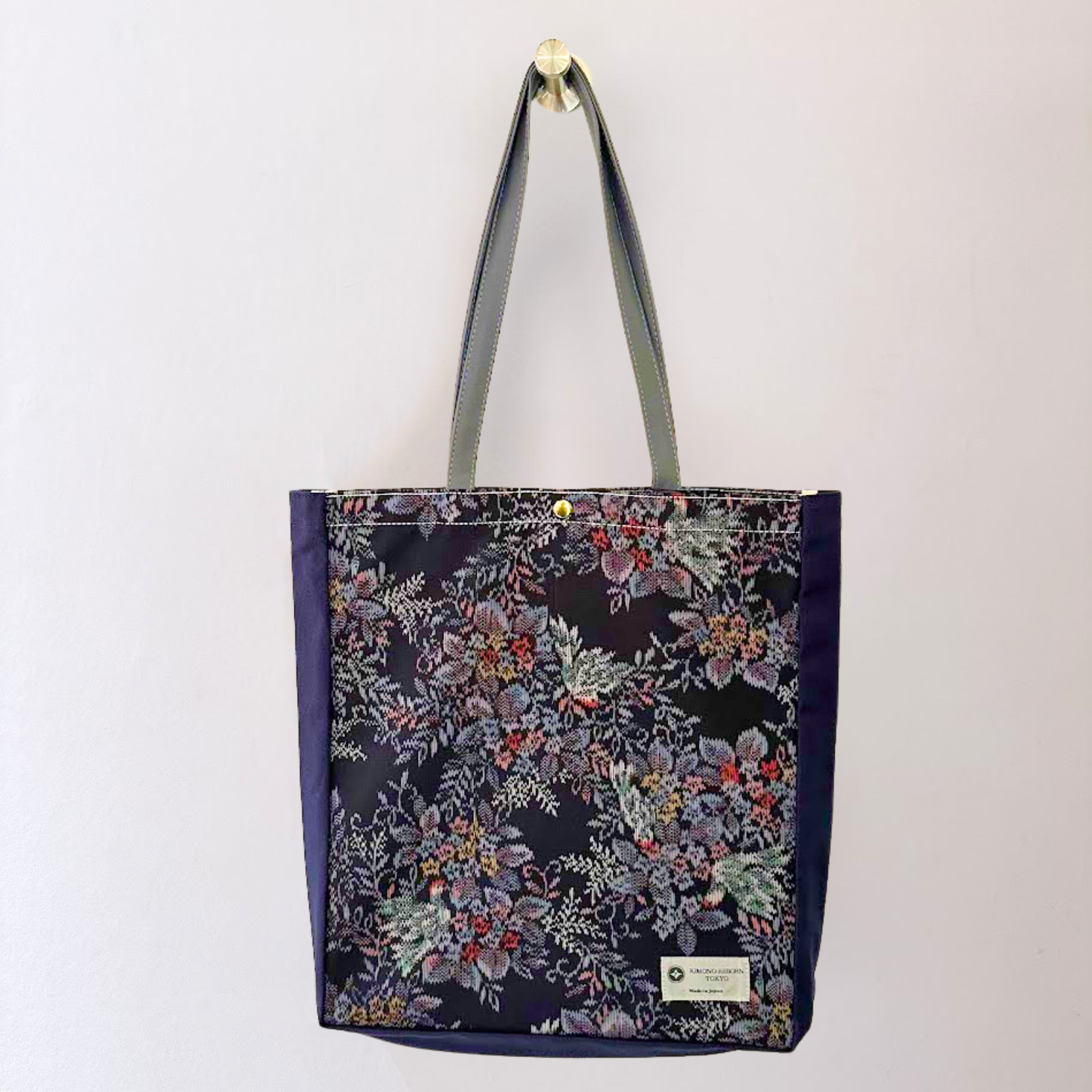 Kimono Tote with depth Navy 47