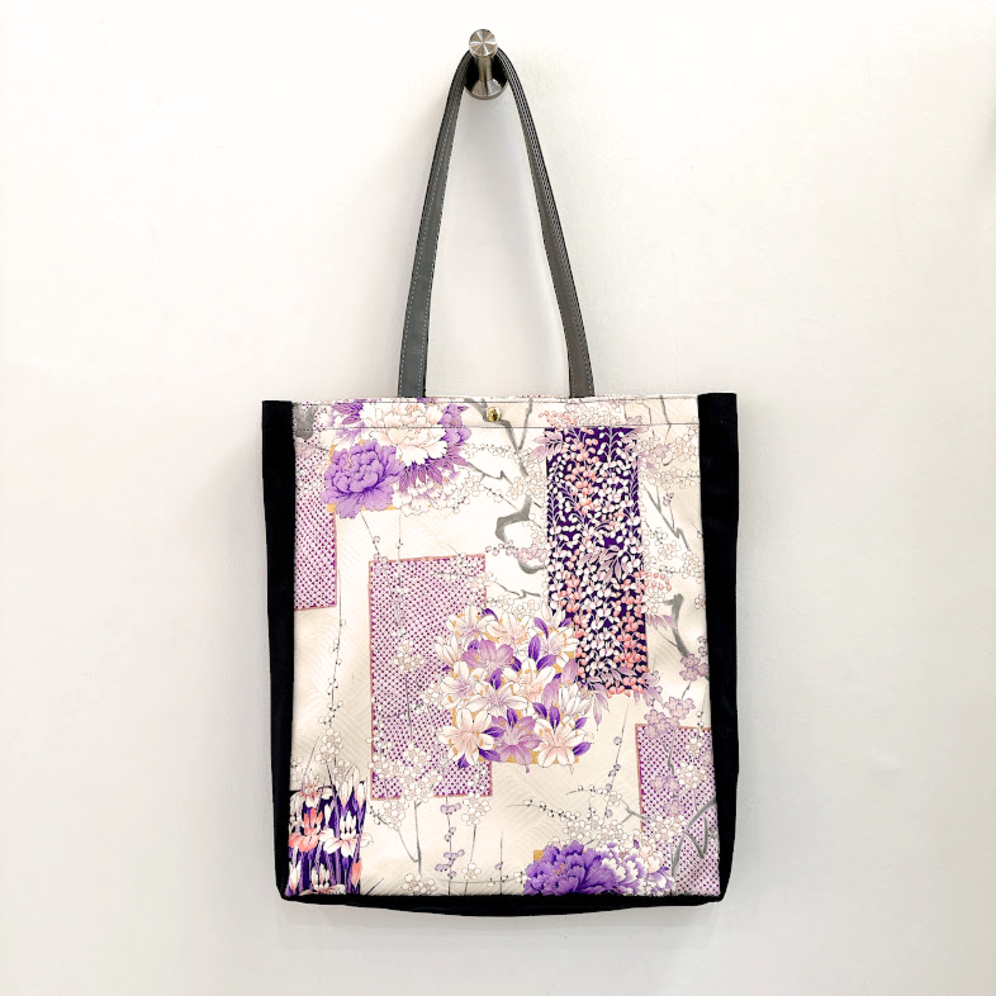 Kimono Tote with depth Navy 26