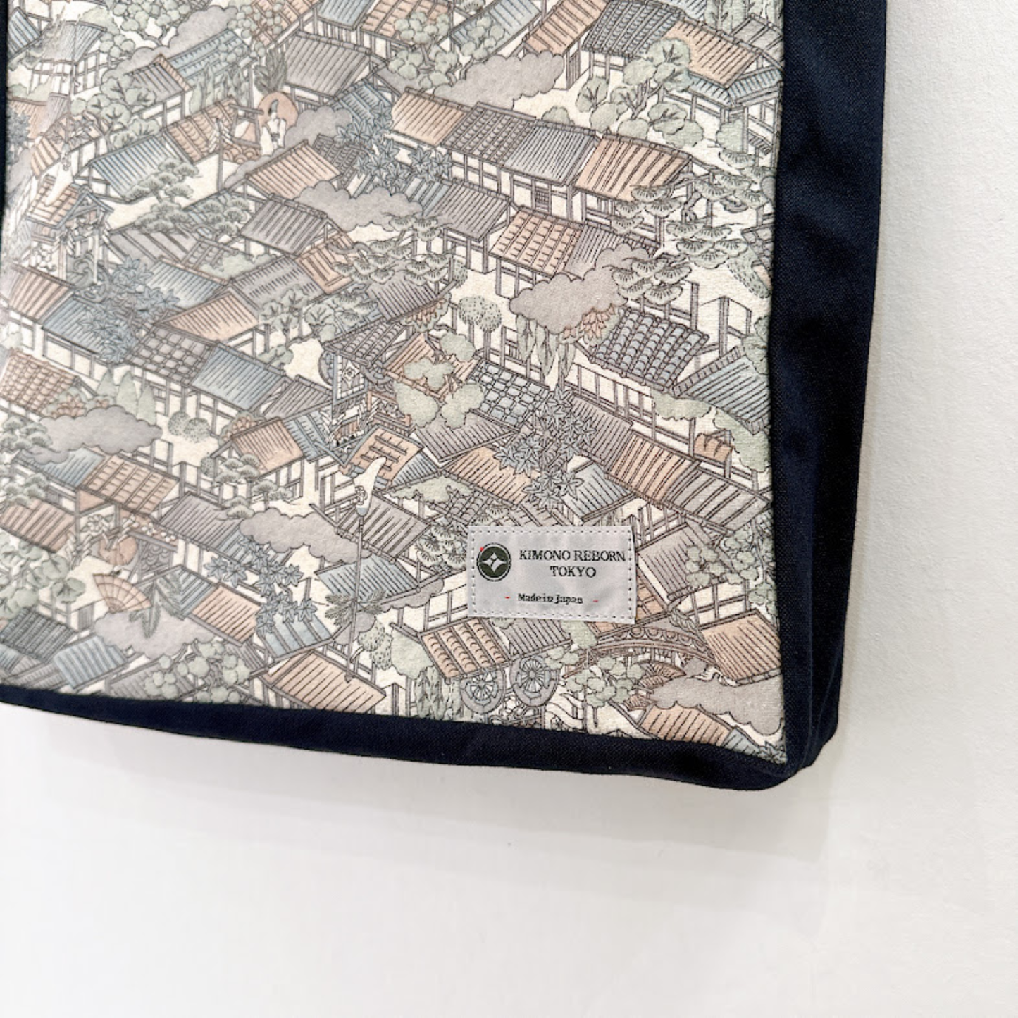 Kimono Tote with depth Navy 29