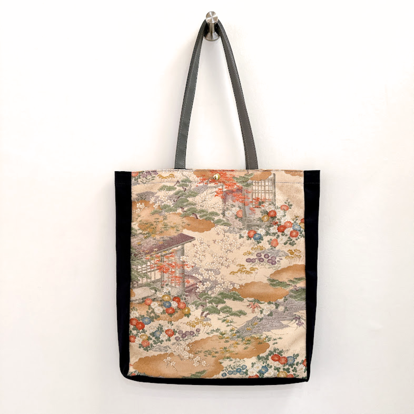 Kimono Tote with depth Navy 30