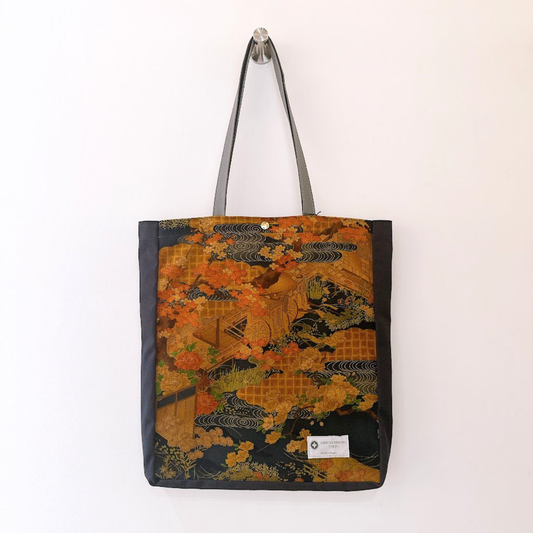 Kimono Tote with depth Navy 38