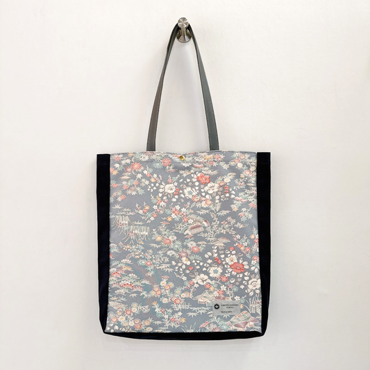 Kimono Tote with depth Navy 23