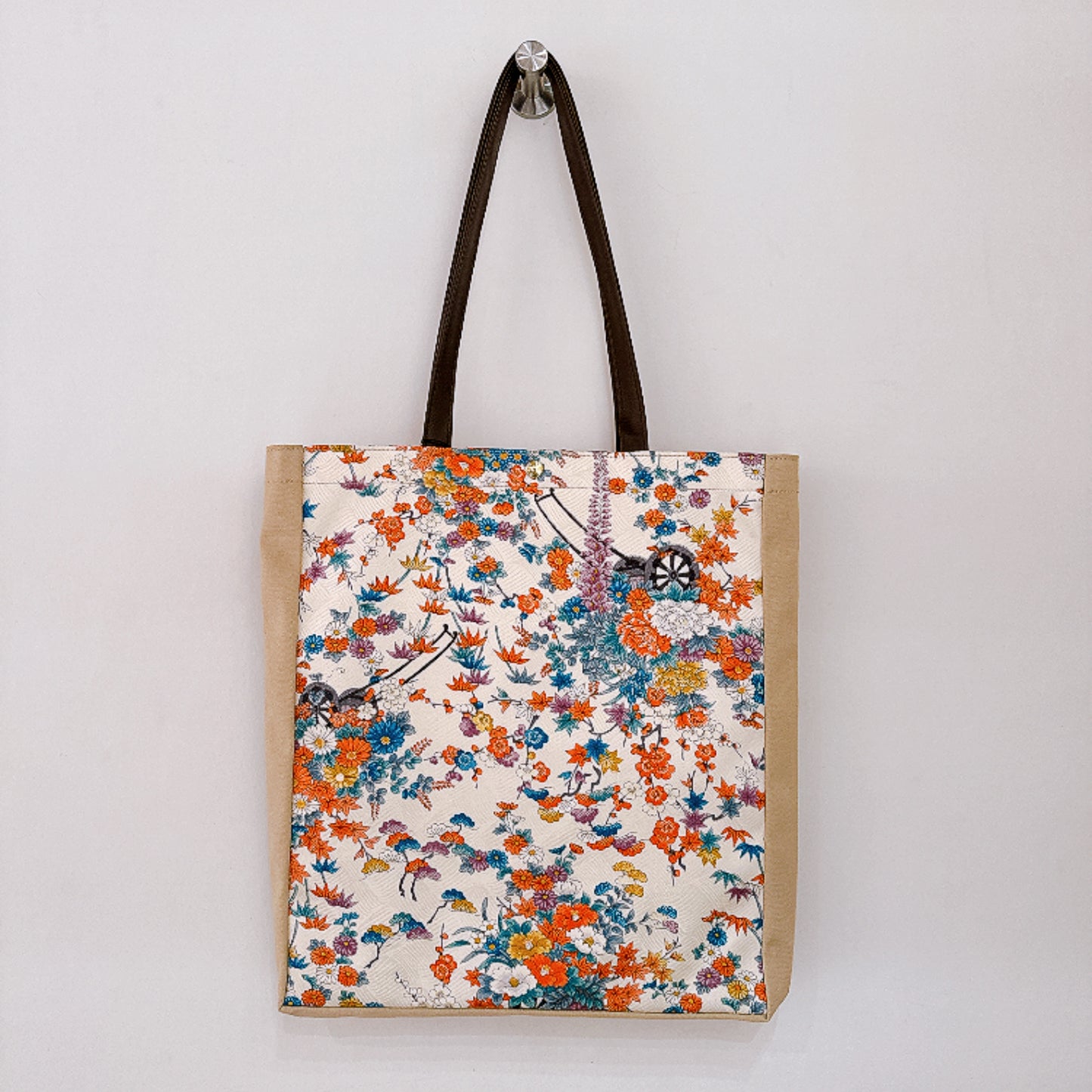 Kimono Tote with depth Beige 11