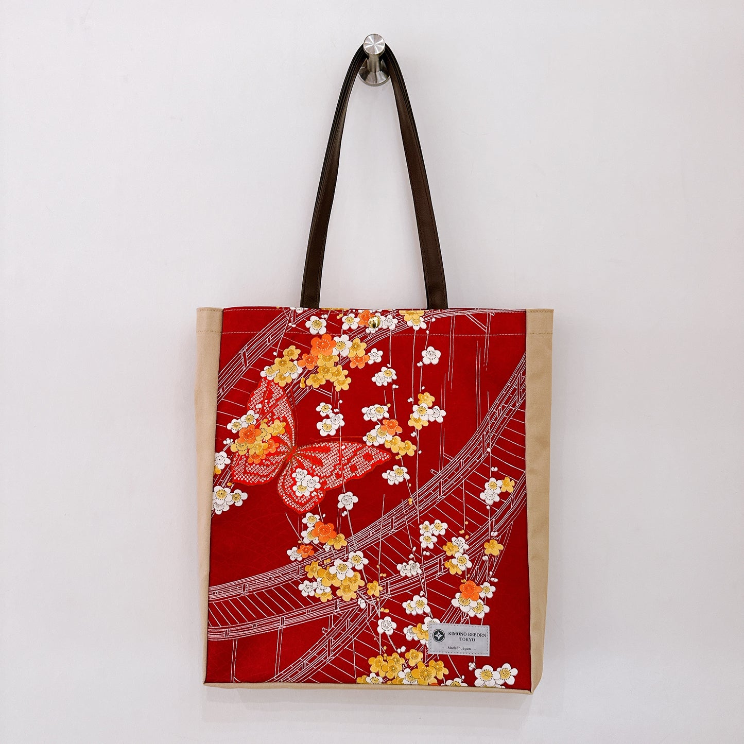 Kimono Tote with depth Beige 13