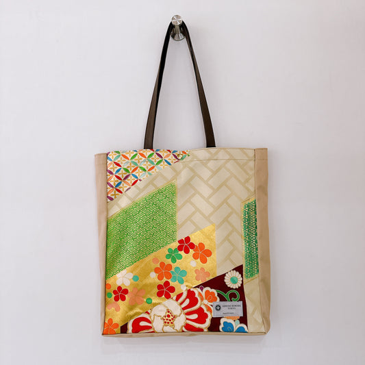 Kimono Tote with depth Beige 18