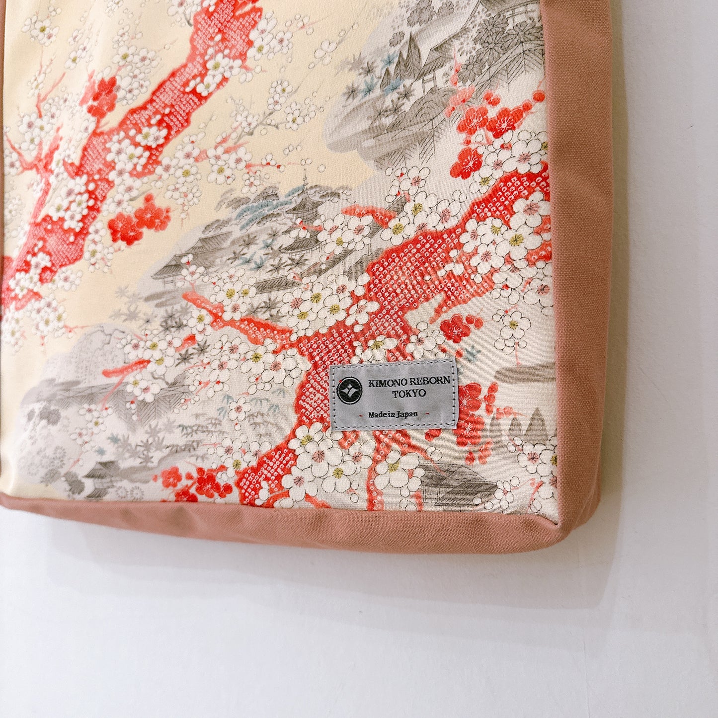 Kimono Tote with depth Pink 16