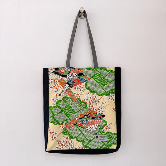 Kimono Tote with depth Navy 16