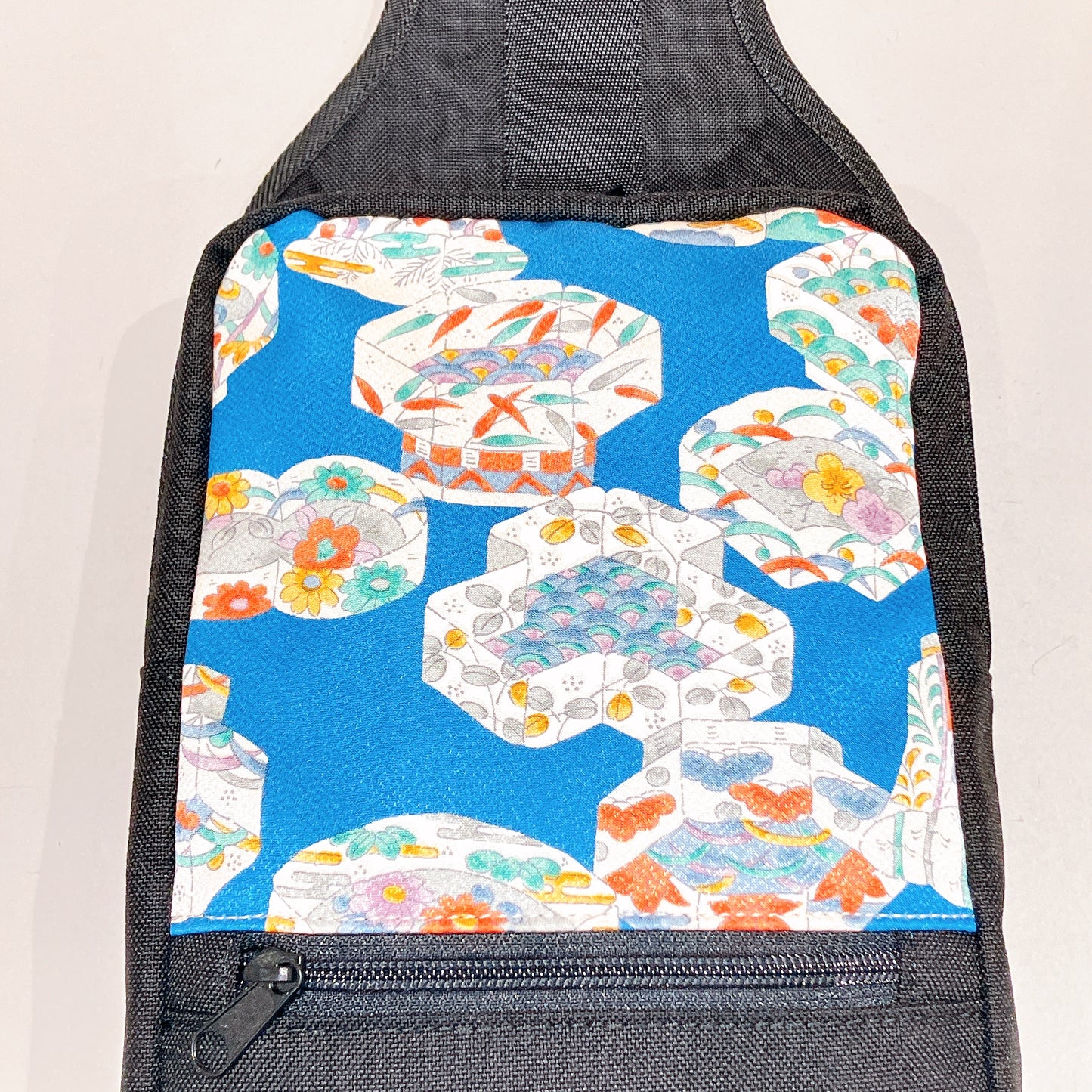 Kimono Sling Bag 01