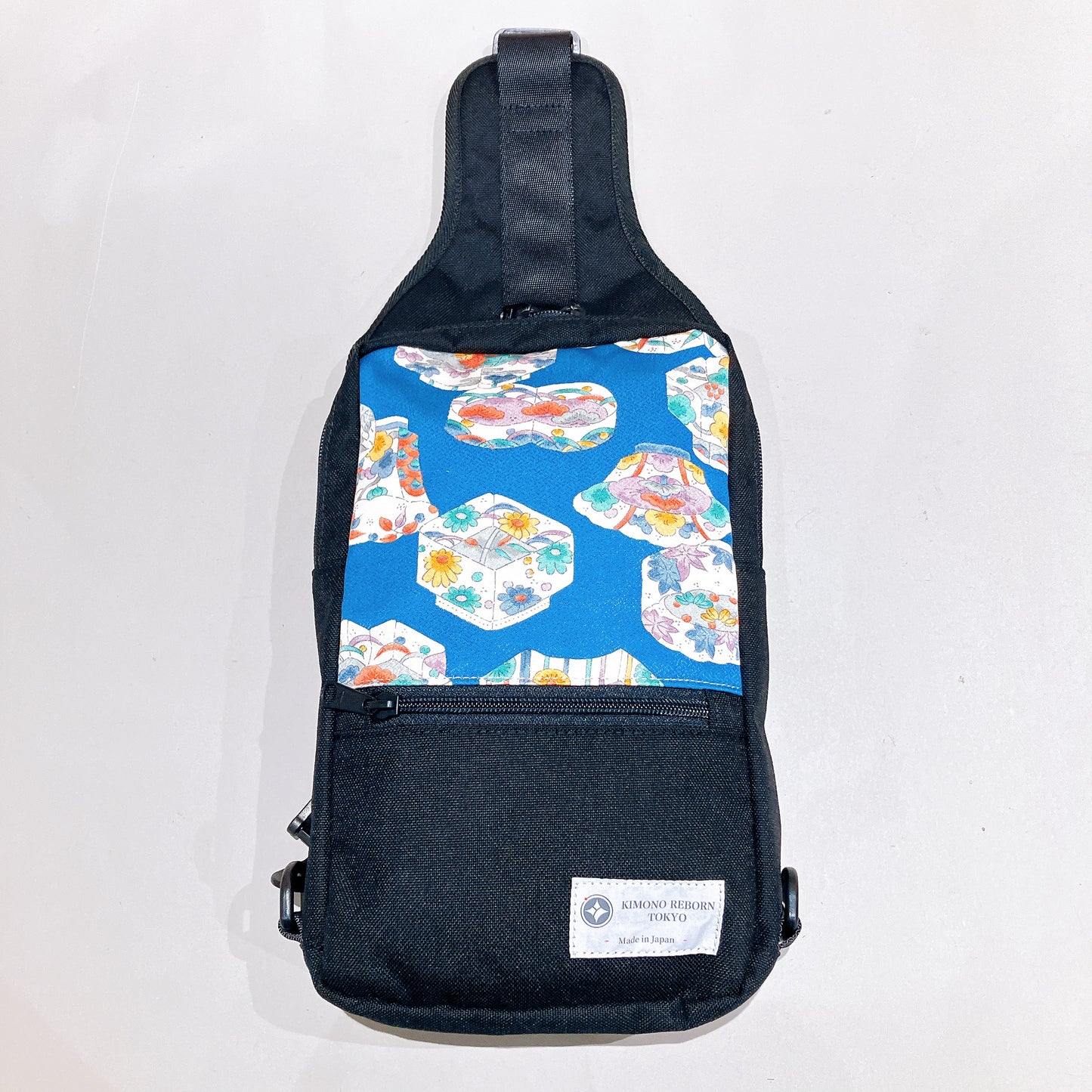 Kimono Sling Bag 02