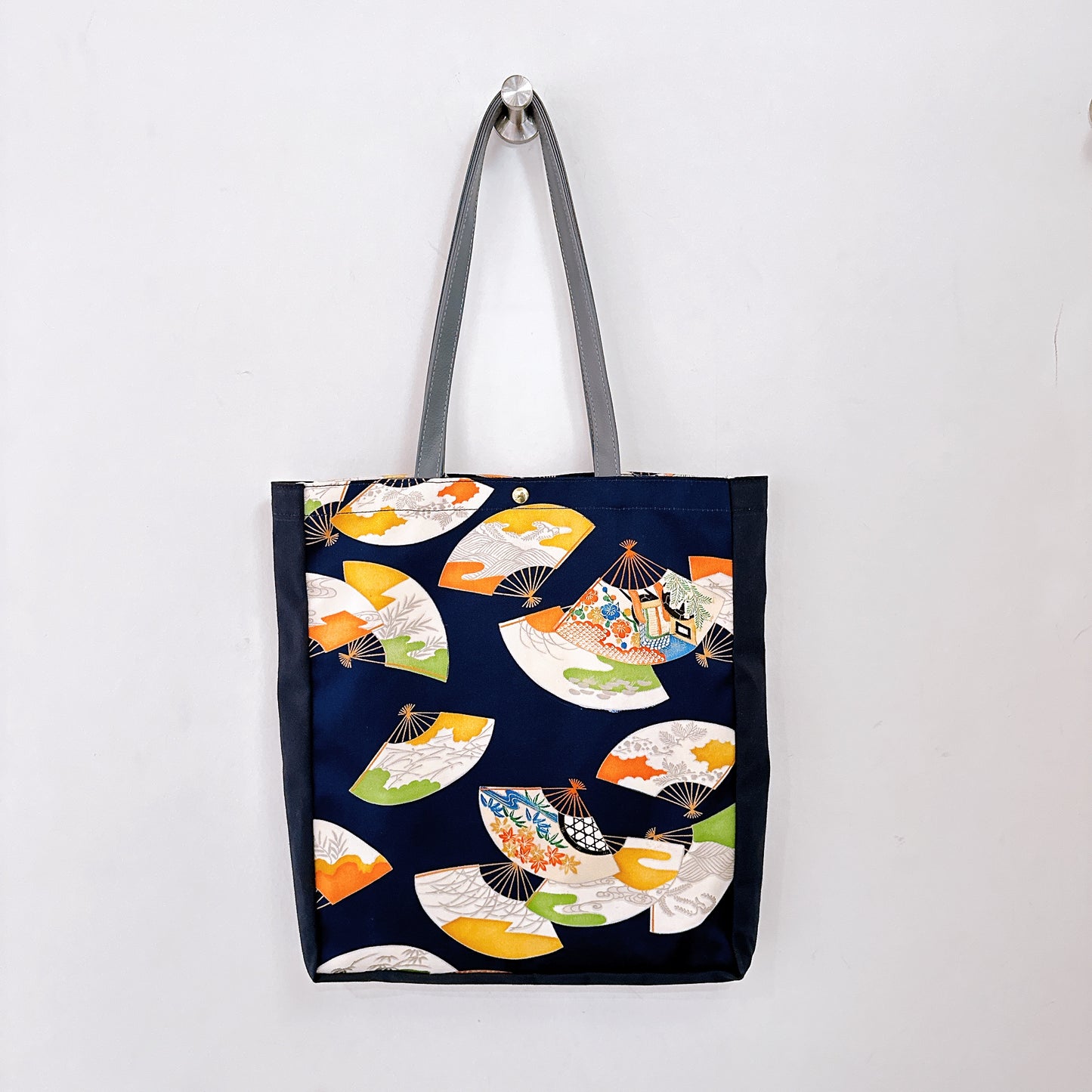 Kimono Tote with depth Navy 02