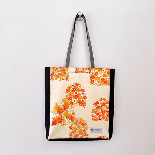 Kimono Tote with depth Navy 04