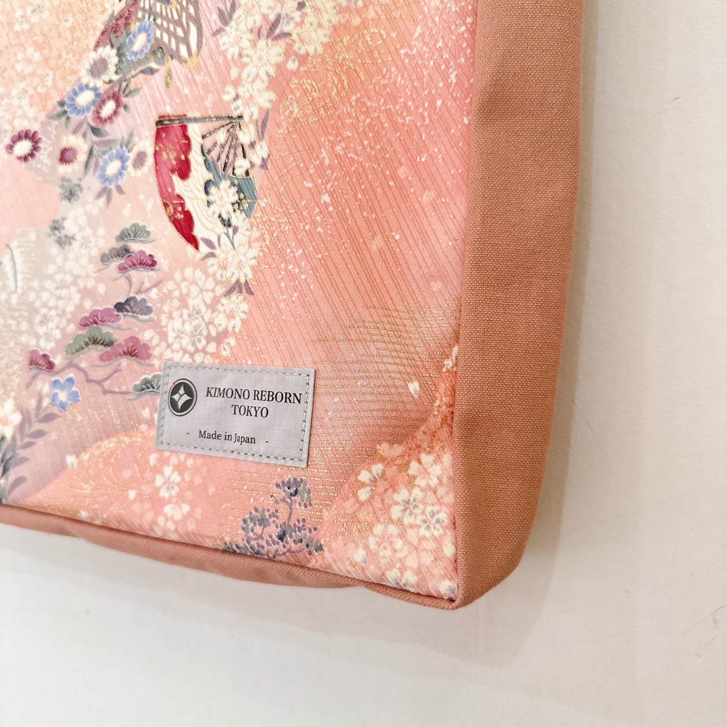 Kimono Tote with depth Pink04