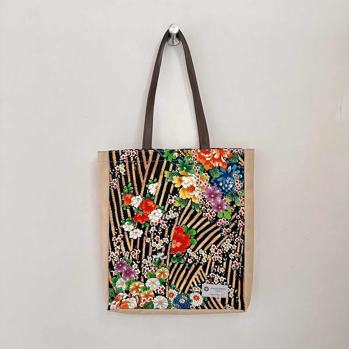 Kimono Tote with depth Beige 06