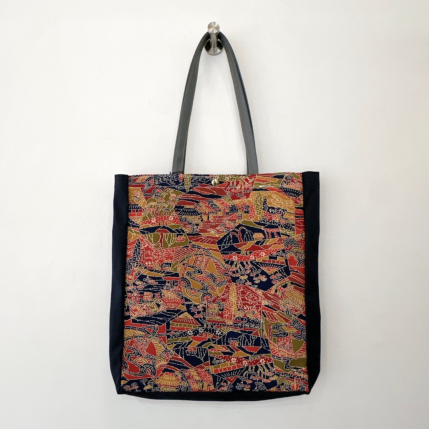 Kimono Tote with depth Navy 10