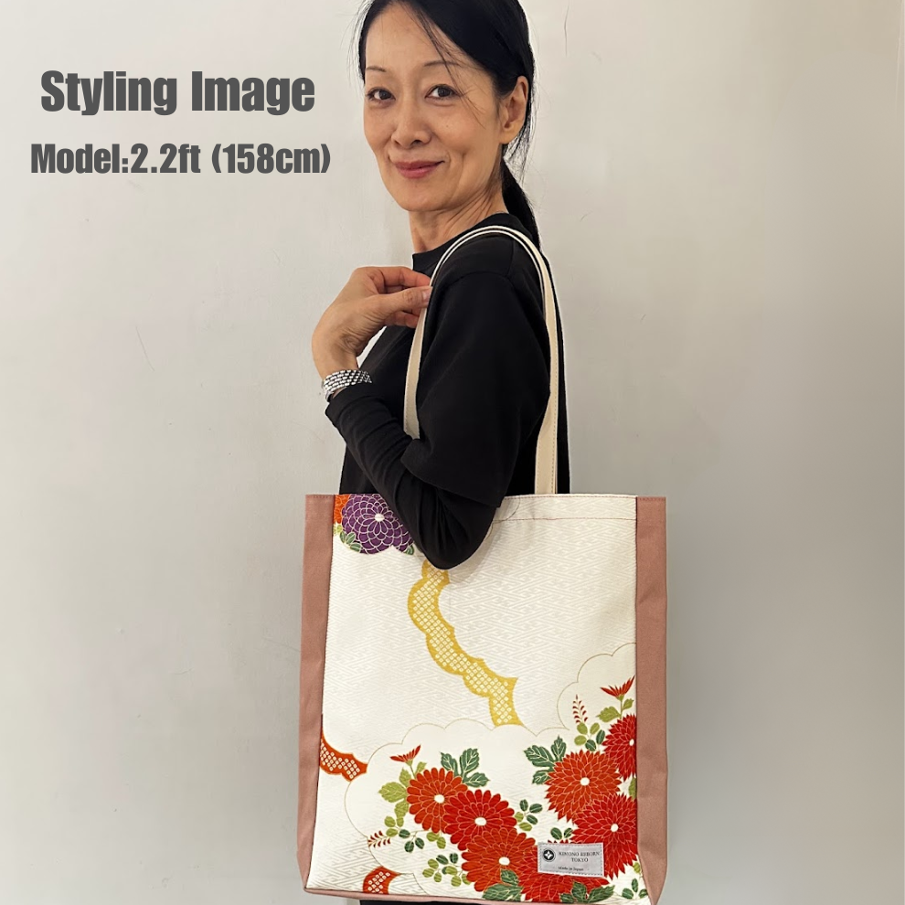 Kimono Tote with depth Navy 06